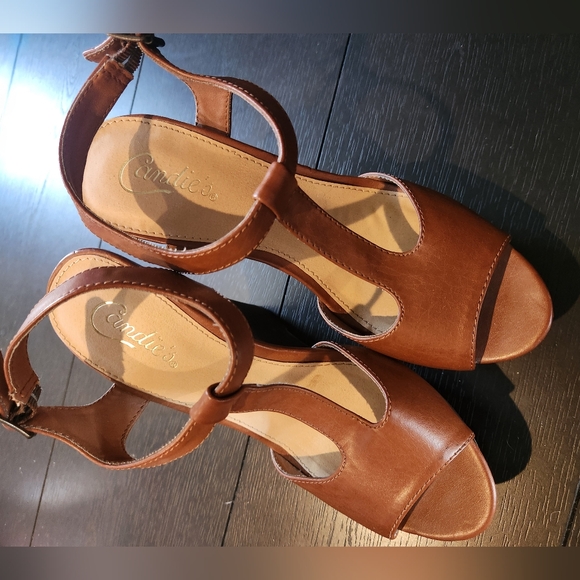 Candie's Shoes - Candie's Wedge Shoe Great Conditon